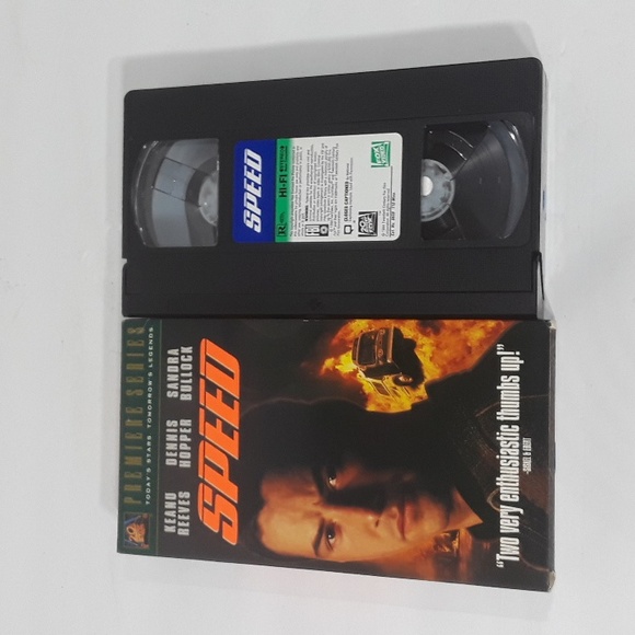 Vintage 1990s Speed VHS Movie Tape Keanu Reeves Film - Picture 1 of 3